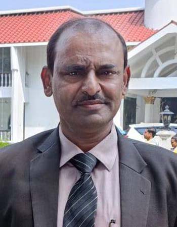 Dr Kartikay Dr Kartikay